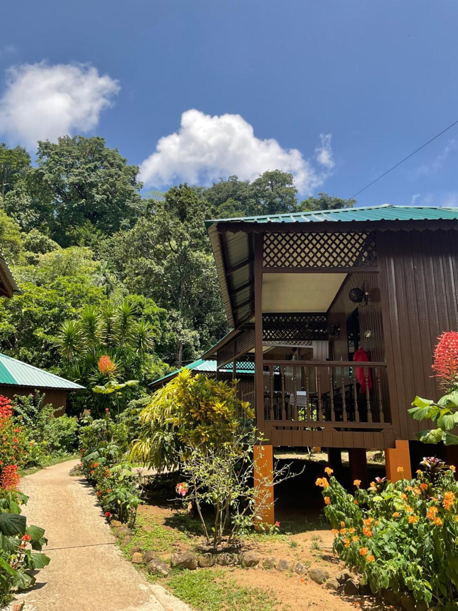 Abc Chalet Tioman Kampong Ayer Batang المظهر الخارجي الصورة